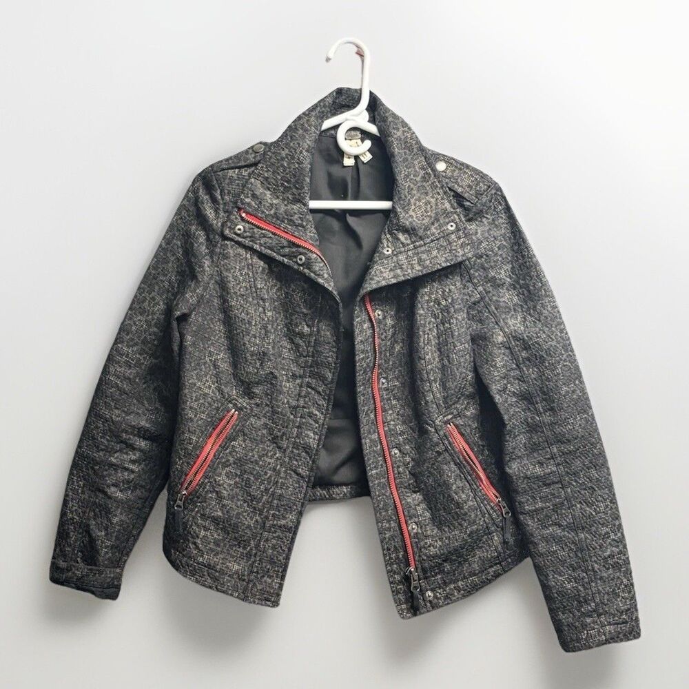 Free People We the Free Black Textured Red Pop of Color Moto Jacket Size 10 - Picture 2 of 12